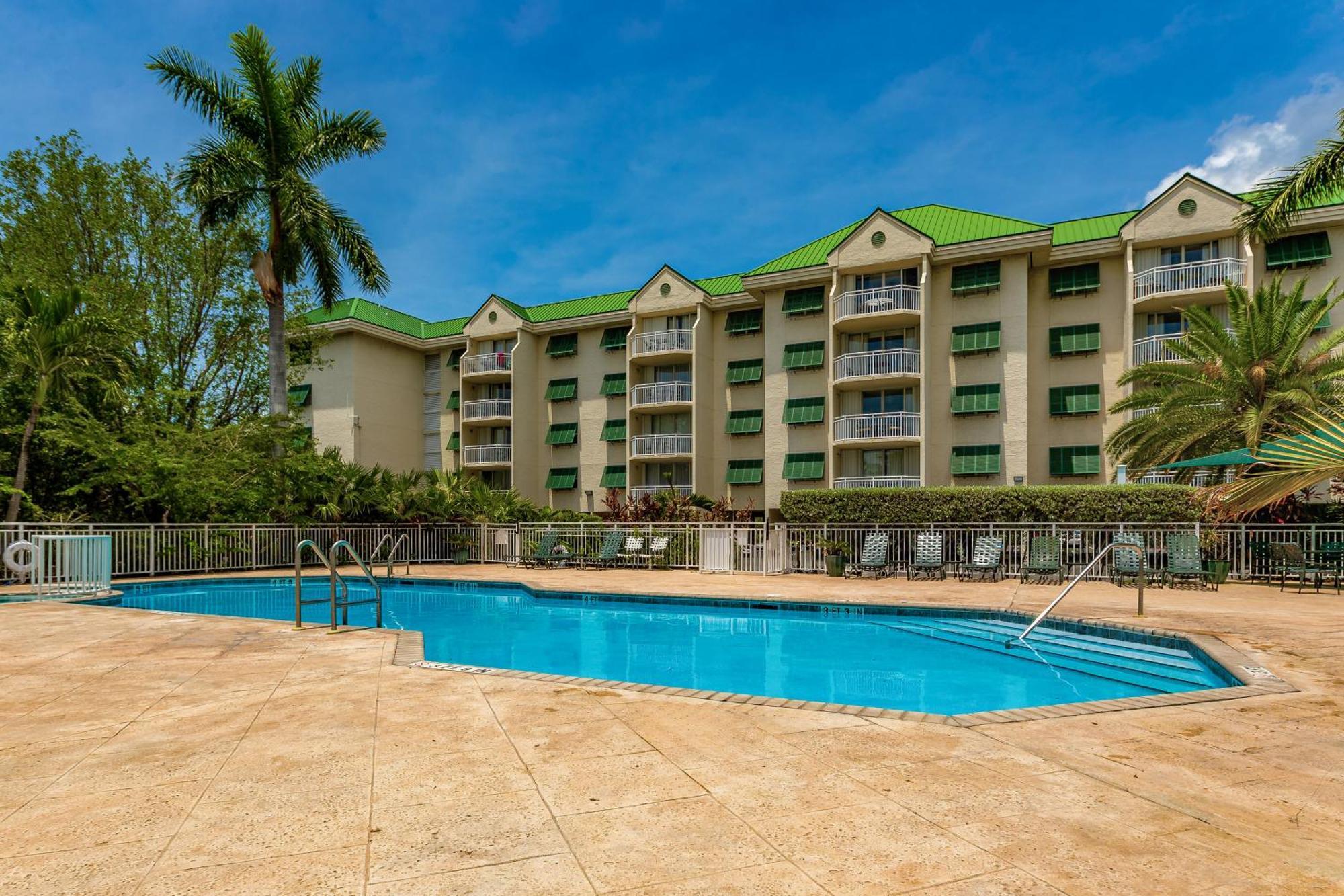Sunrise Suites Jamaica Suite #102 Key West Oda fotoğraf